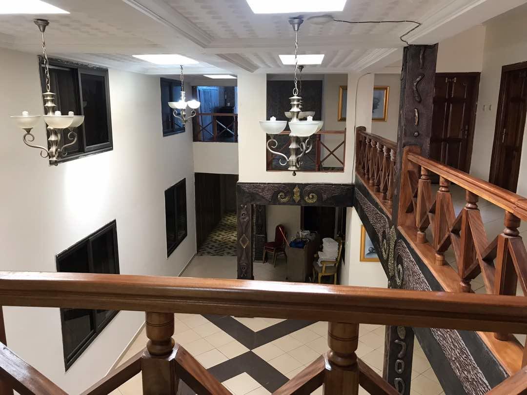 Ampomaah Hotel أكرا المظهر الخارجي الصورة